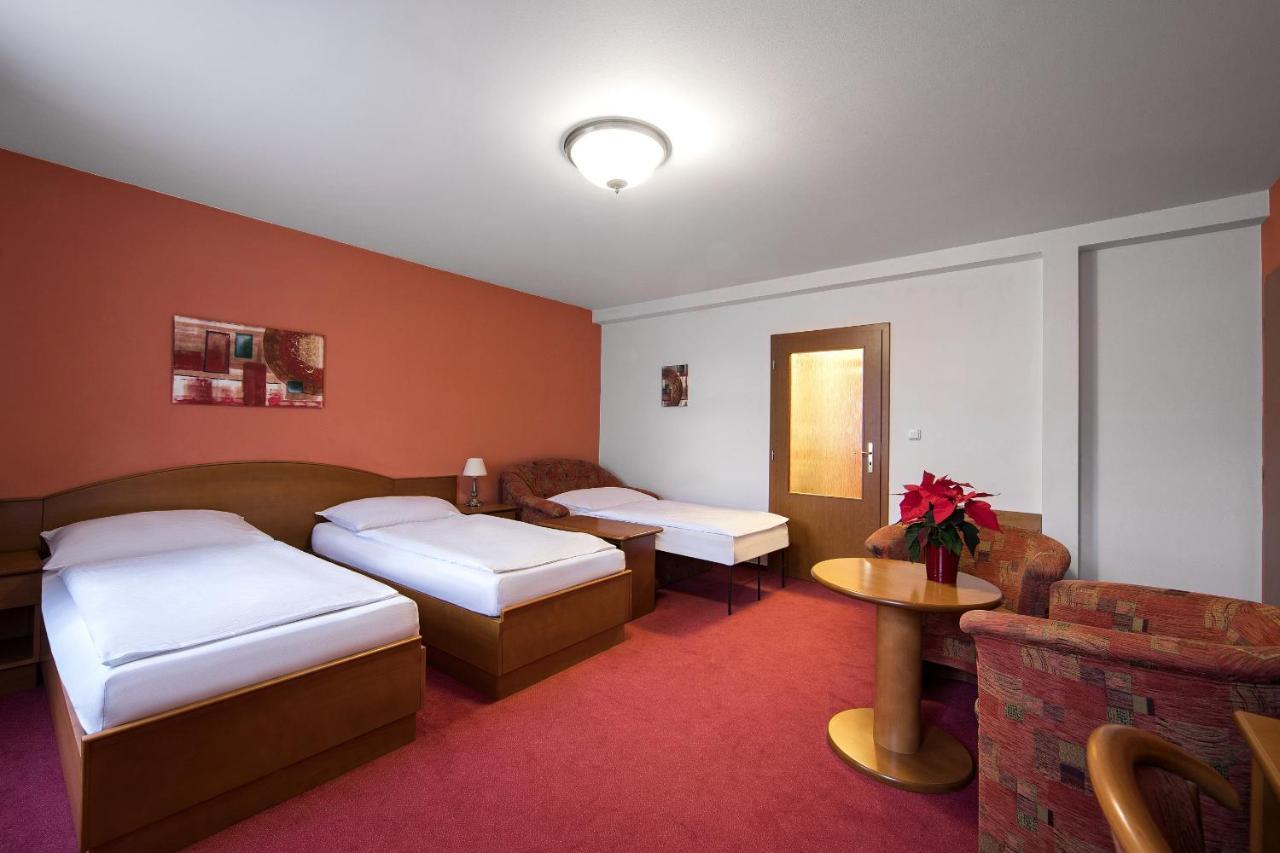 Attic 3* Praga